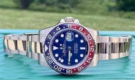 rolex gmt pepsi prezzo listino|Rolex gmt Pepsi price.